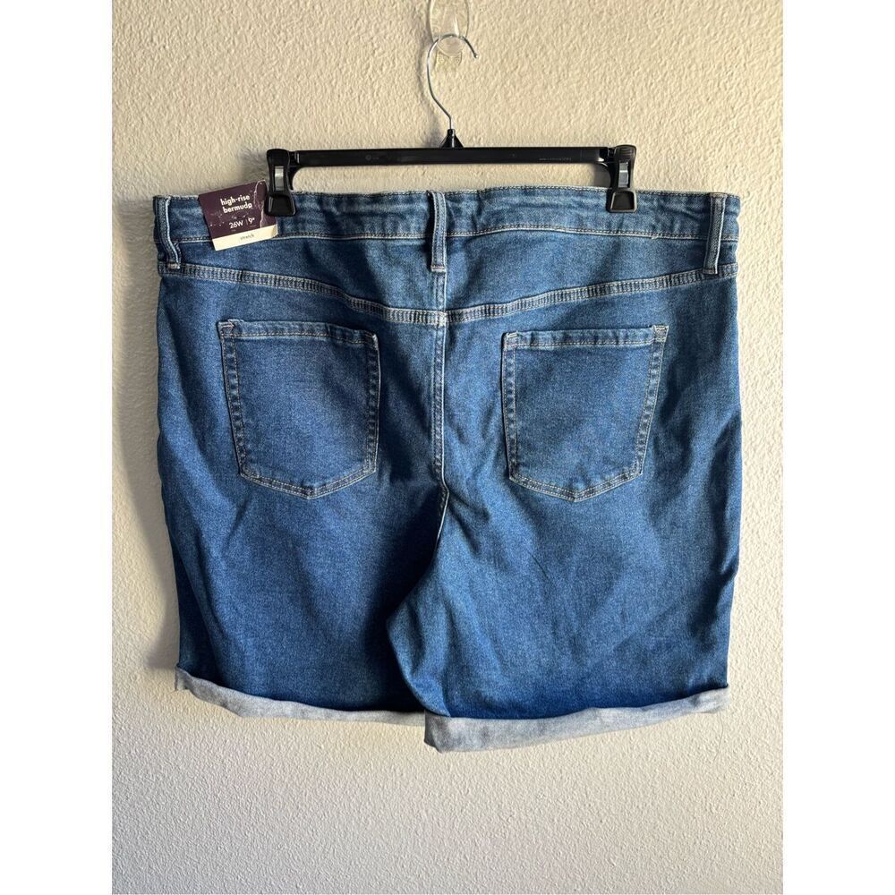 ❤️Ava & Viv Plus High Rise Denim Shorts - Picture 3 of 5